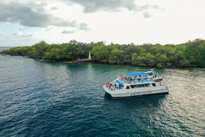 Body Glove Cruises in Kealakekua Bay